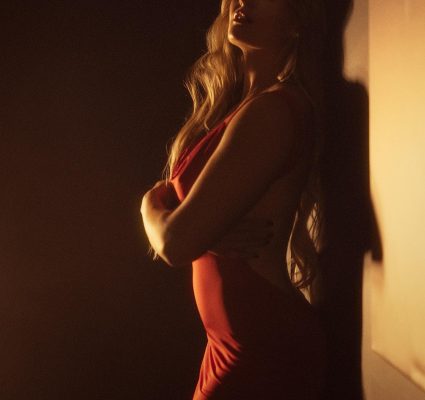 Vogue-Collective-Melanie-1