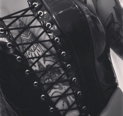 Sexy Barber Victoria Vogue Collective