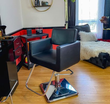 Victoria Escorts Barbershop